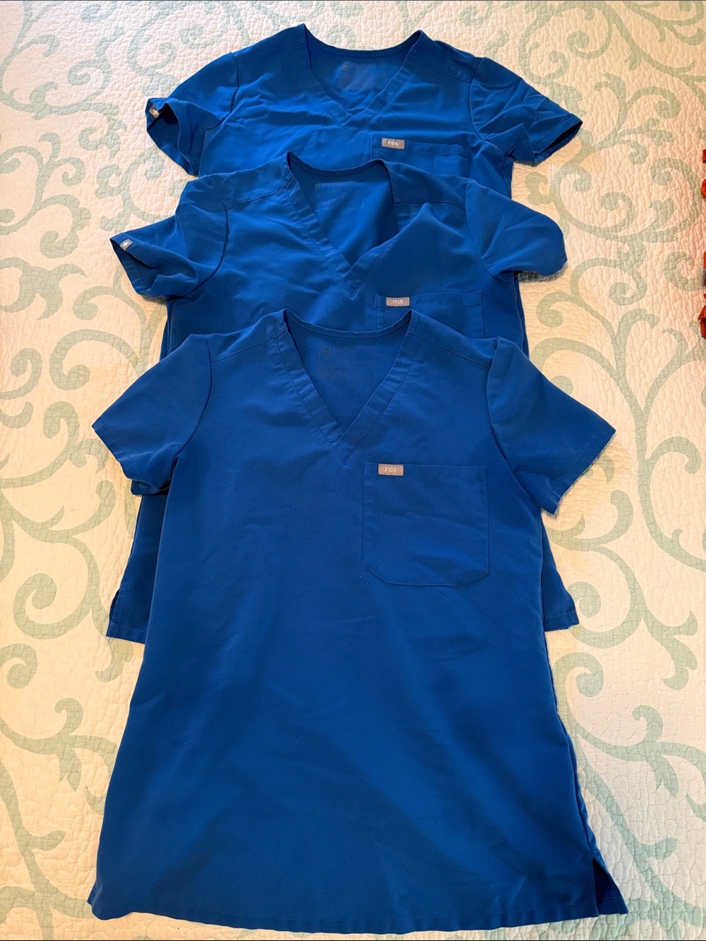Figs V-Neck Short Sleeve Catarina scrub top in Royal Blue (3 tops)